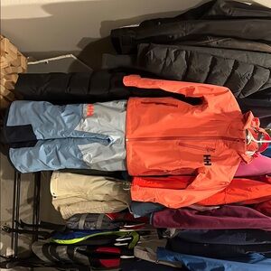 Helly Hansen Coral and Light Blue Ski Jacket and pants size 8